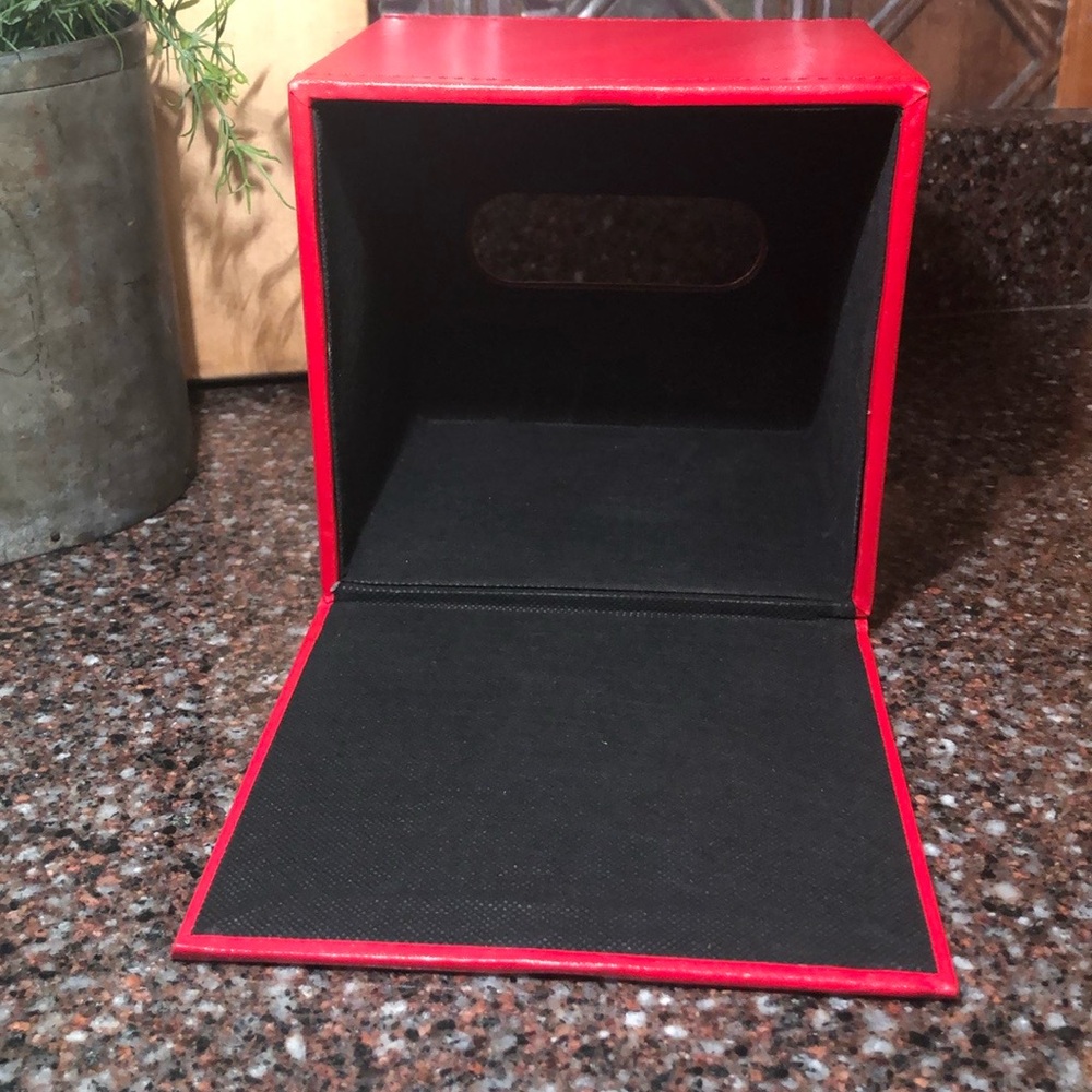 NWT Red Faux Leather Tissue box Multi Use Storage Box Magnetic Closure - Picture 3 of 15